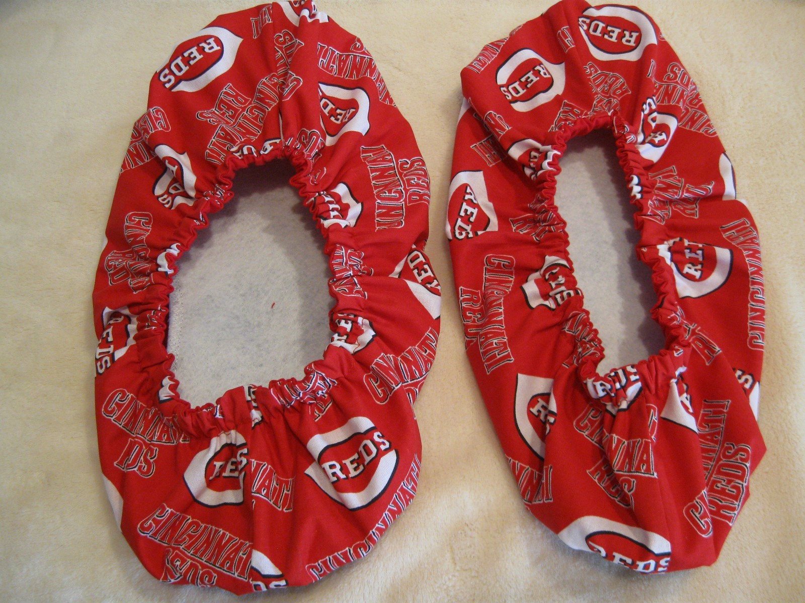 Cincinnati REDS MLB. bowling shoe covers. LADIES size 7-9