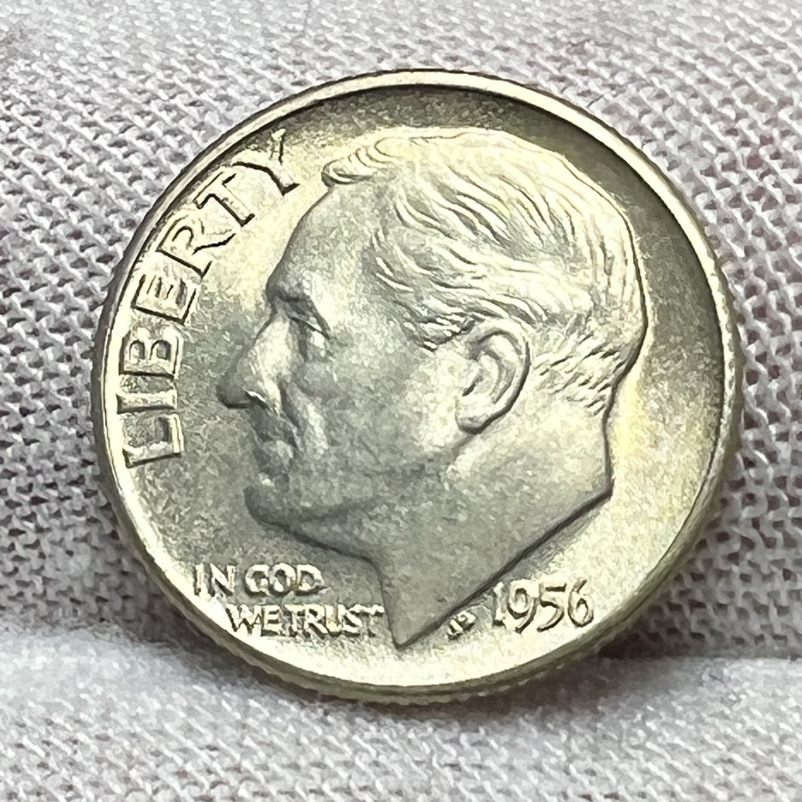 1956-D Roosevelt Silver Dime Fully Split Bands receive coin pictured #2957