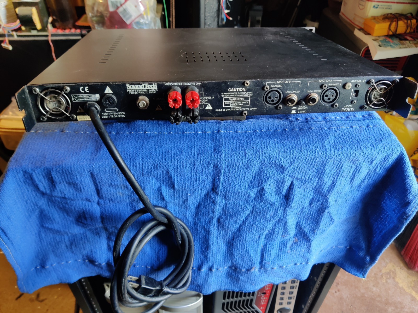 SoundTech PS802 Power Amplifier