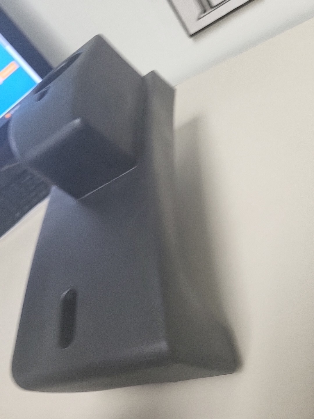 Proform Pro 1000 Treadmill Right Rear Foot (109)