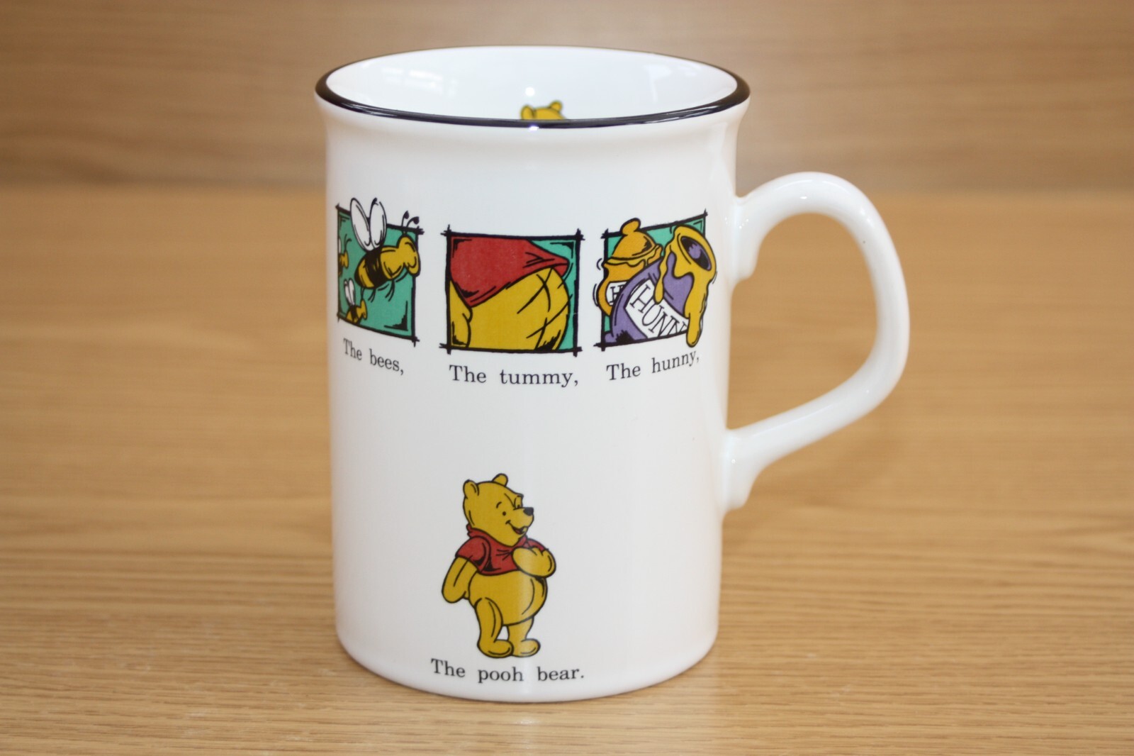 Collectable Disneyana - Ceramic Mug - Winnie the Pooh : Pooh Bear  Staffordshire