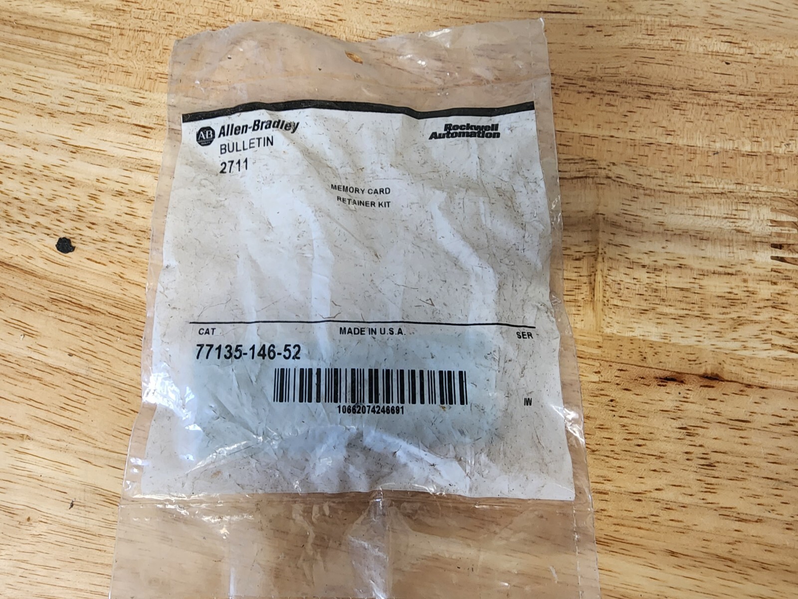 NEW Allen Bradley 77135-146-52 Memory Card Retainer