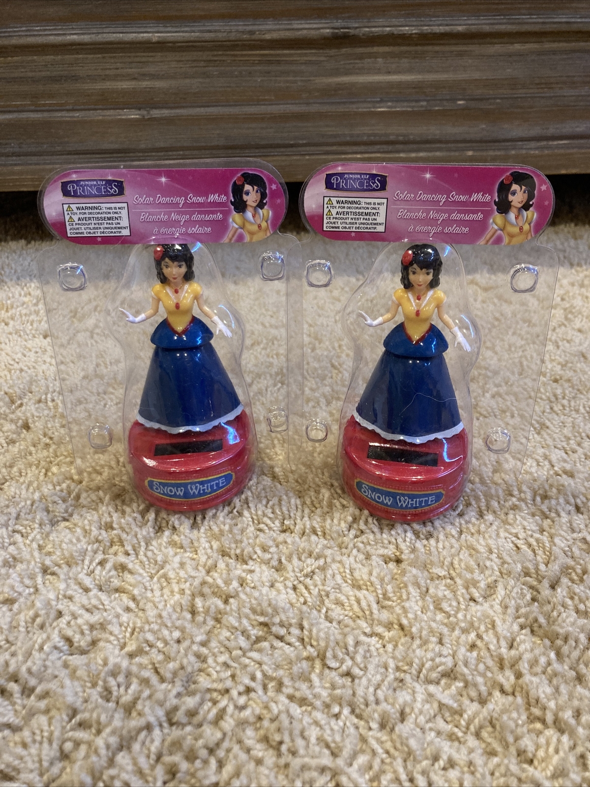 New Solar  Powered Dancing ~ Disney Princess Snow White  Lot of (2) New!!
