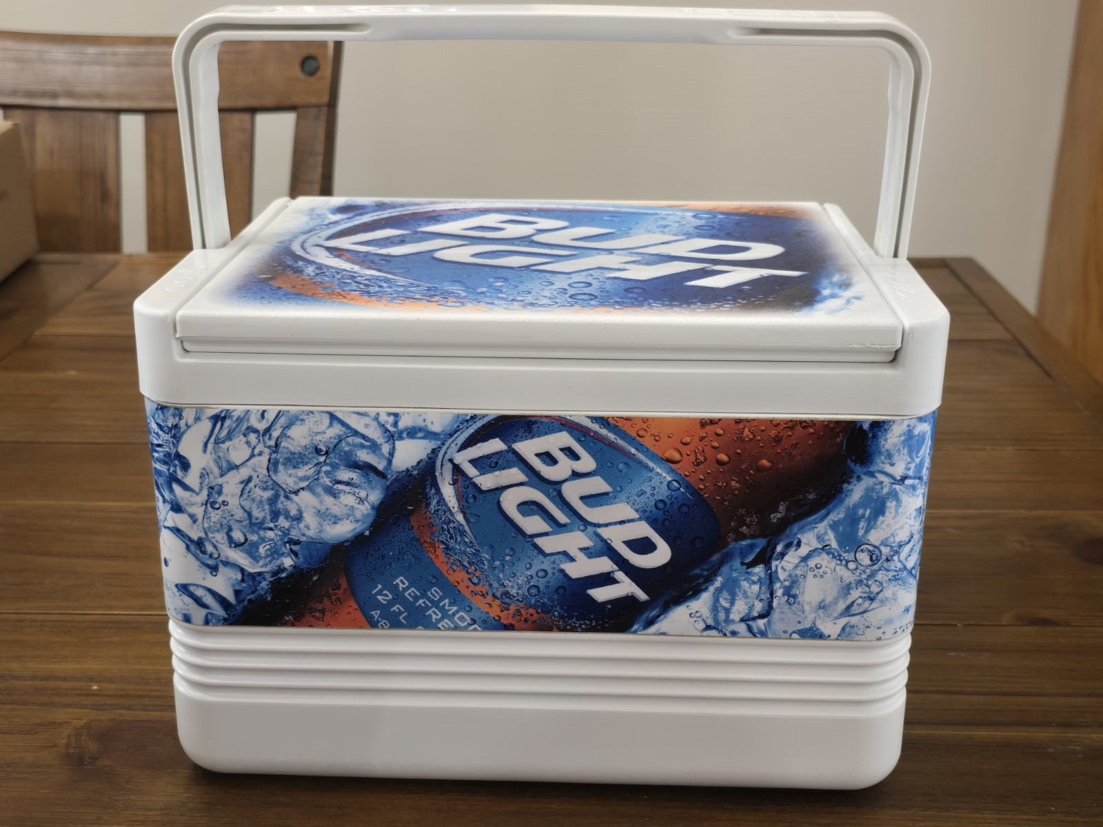 Bud Light Logo igloo Hard Cooler Made in USA 13x9x8.75" Ice Chest Drinks Lunch