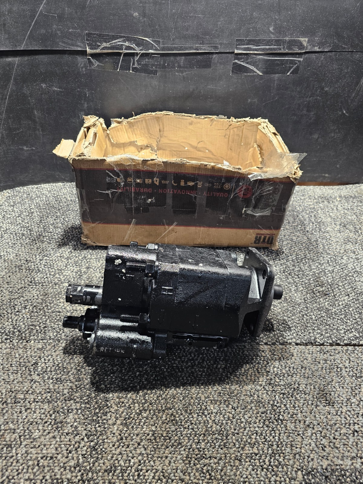 OTR VPG102RAS204B Dump Hydraulic Pump, DMD400 Series