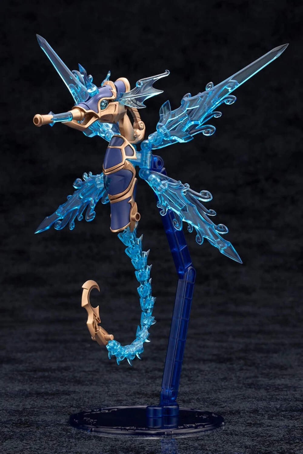 Kotobukiya Arcanadea XenoAlma Hydro Zeeforce Non Scale Full Model Kit AS003