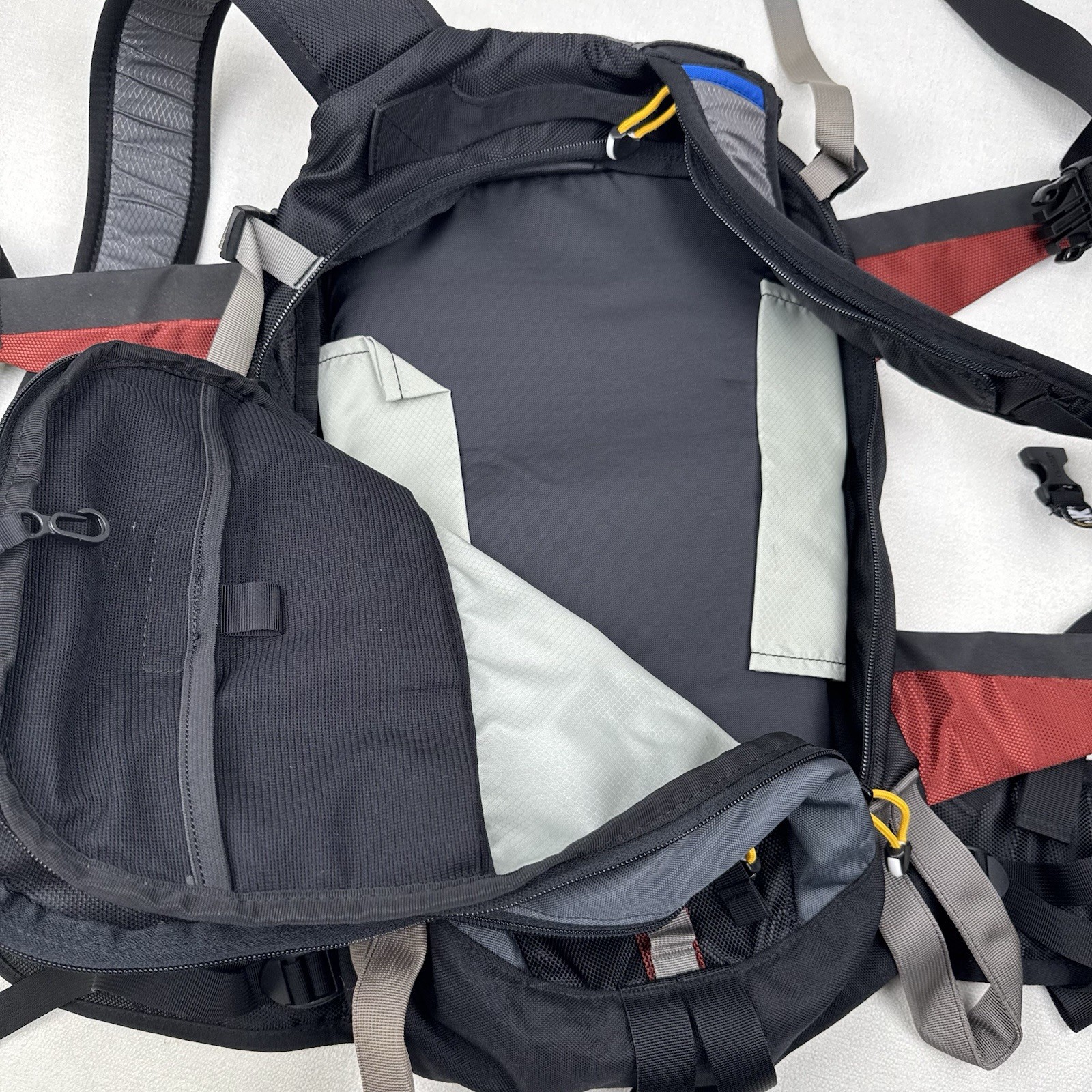 CamelBak SnoBound Snowbound Hydration Ski Snowboard Backpack Pack