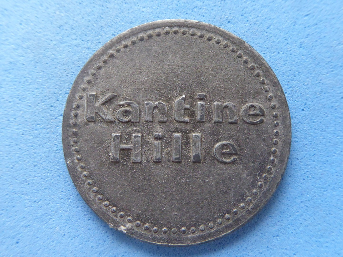331) Germany 'Kantine Hille' Zick Uniface Check 27mm £4.00
