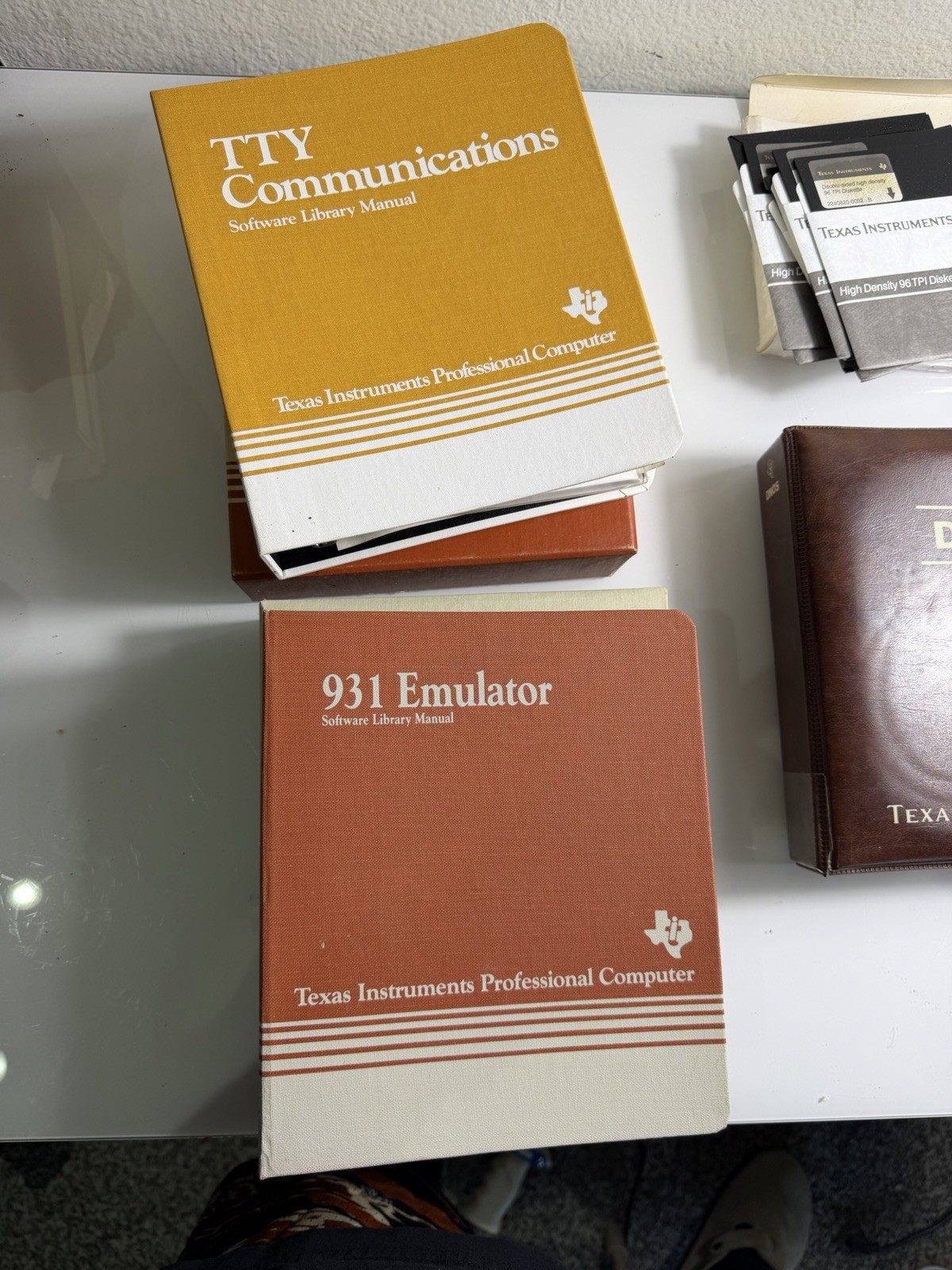 Texas Instruments Vintage Guides & Handbooks 931 Emulator Dnos