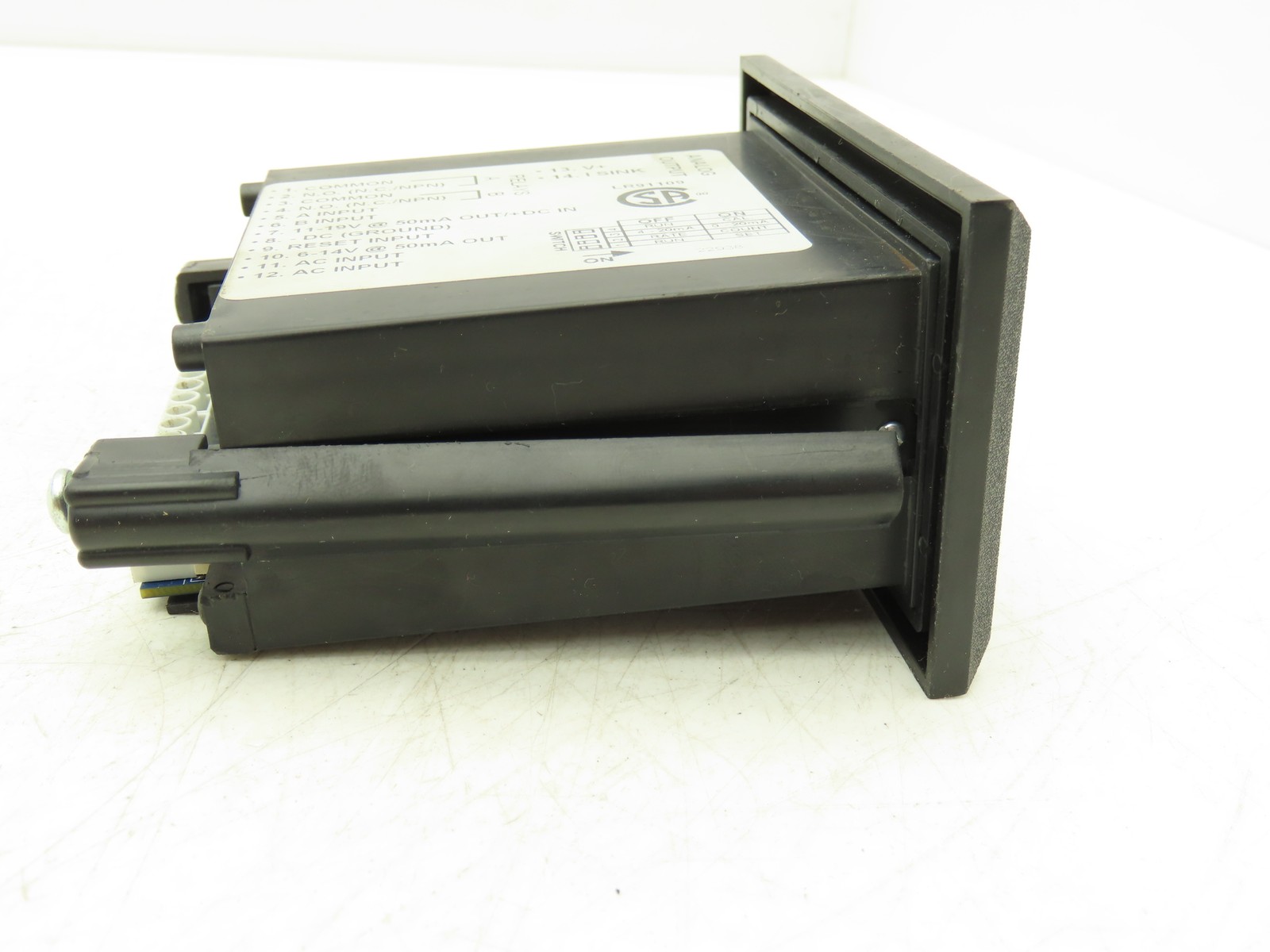 Omega DP-F75 Rate Meter Batch Control Totalizer 6 Digit Panel Meter 110V *READ*