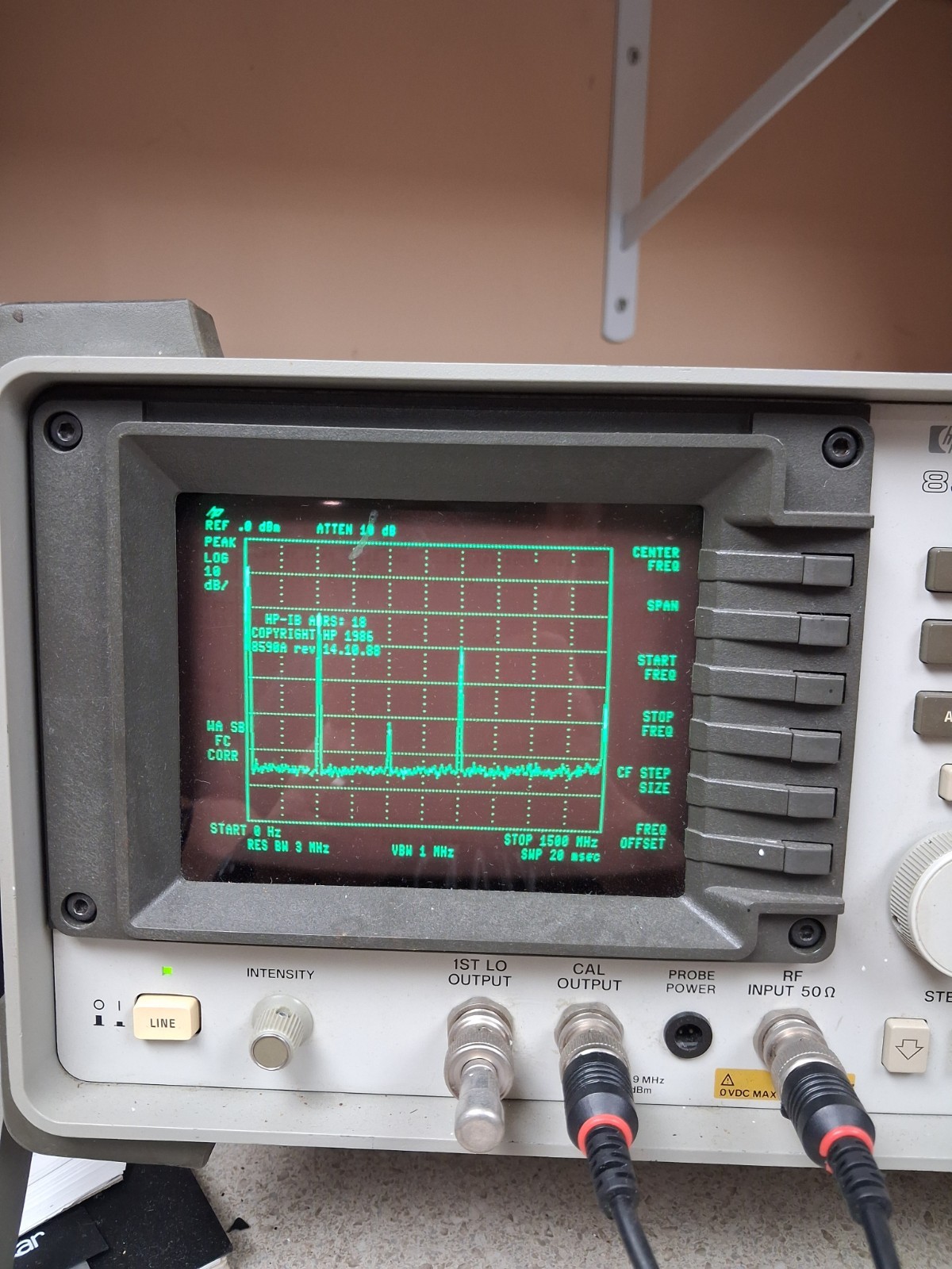 HP Spectrum Analyzer 8590A