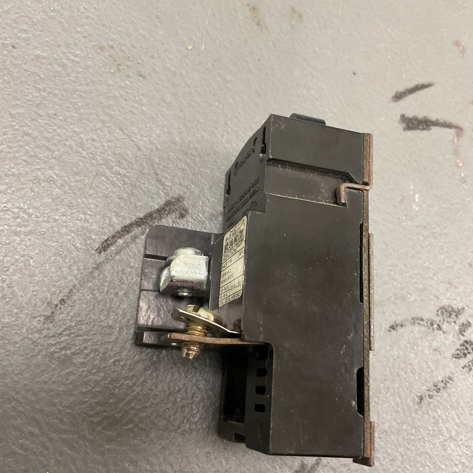 PUSHMATIC P120 BREAKER 20A, Single Pole- ECS
