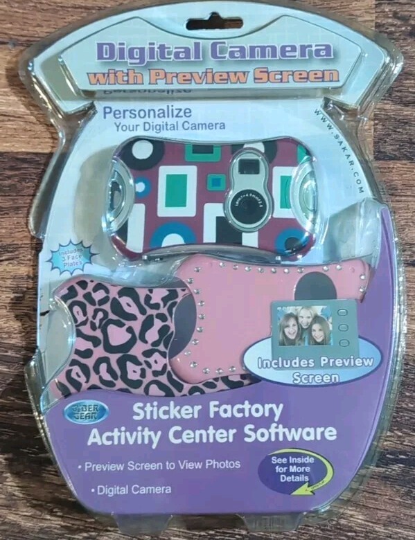 CyberPix Digital Camera Kit w/Software Preview Screen 3 Face Plates NIB