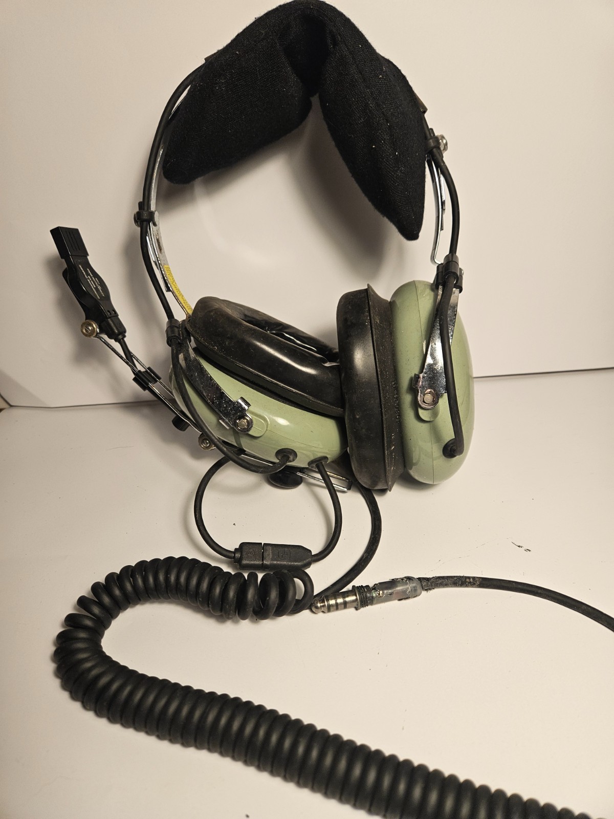 David Clark H10-76 - Military Spec Aviation Headset - Comfort Gel Ear Seals
