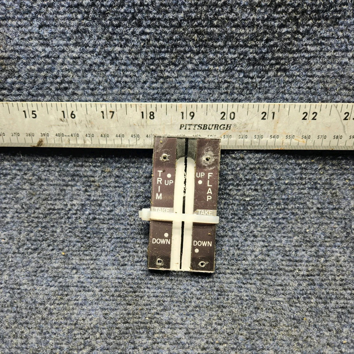 740222-001, 740191-505 | Mooney M20J | Flap Trim Indicator Assembly- No Lamp.