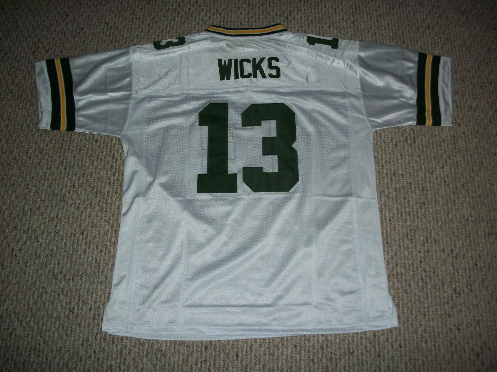 DONTAYVION WICKS Unsigned Custom Sewn Football Green Bay Jersey S-3XL Green/Wht