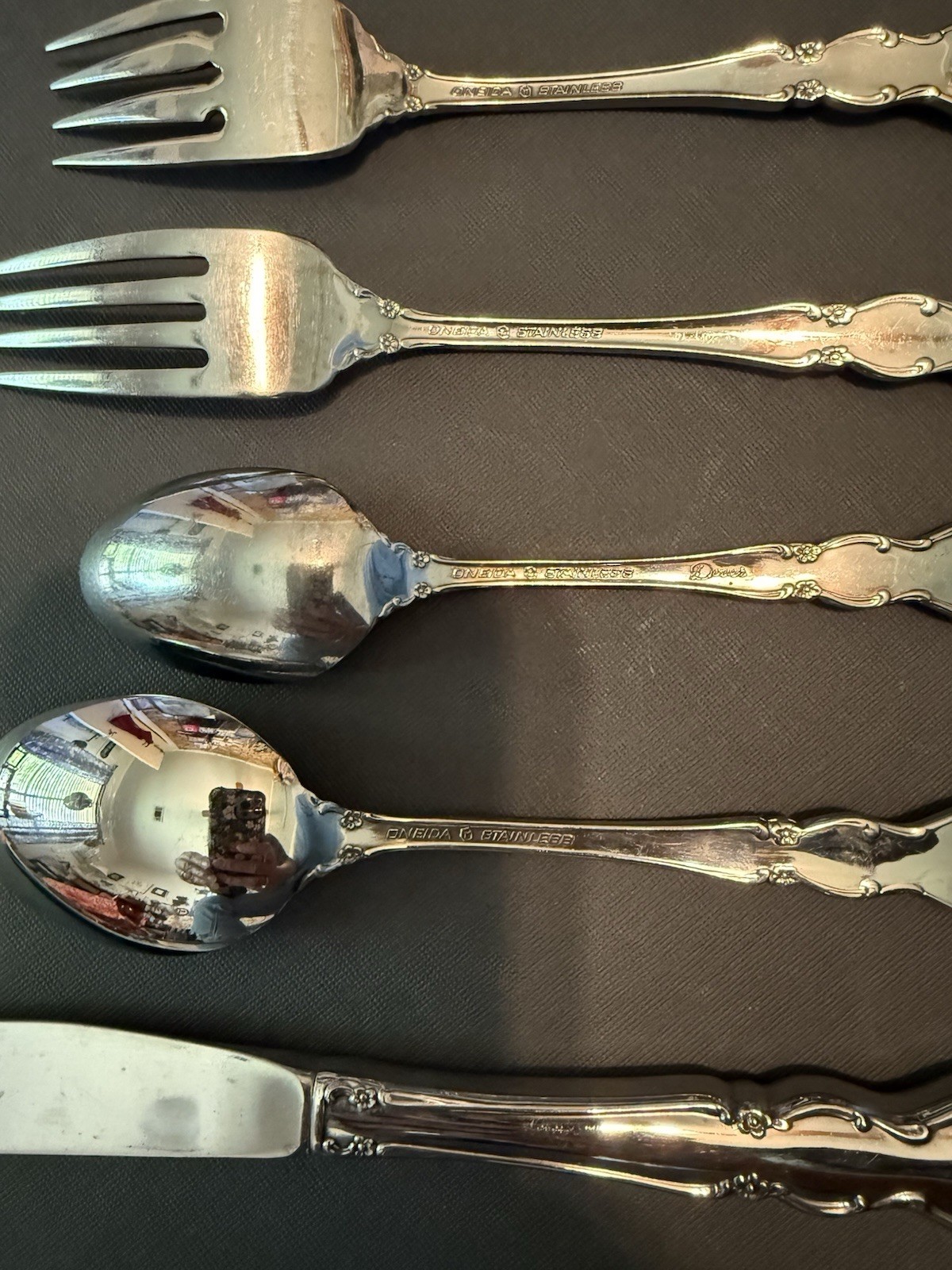 Oneida Dover Stainless Steel Flatware Set - 5 Pc place setting mult available