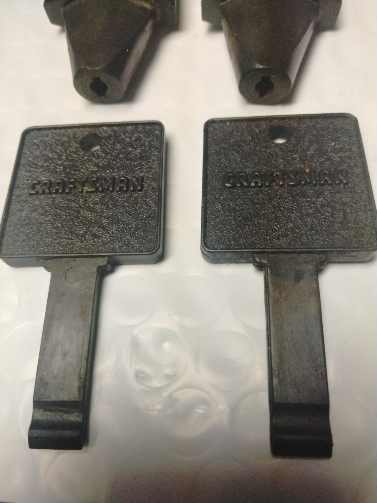 Genuine Tecumseh Craftsman BLACK 2 Throttle Knobs & 2 Safety Keys