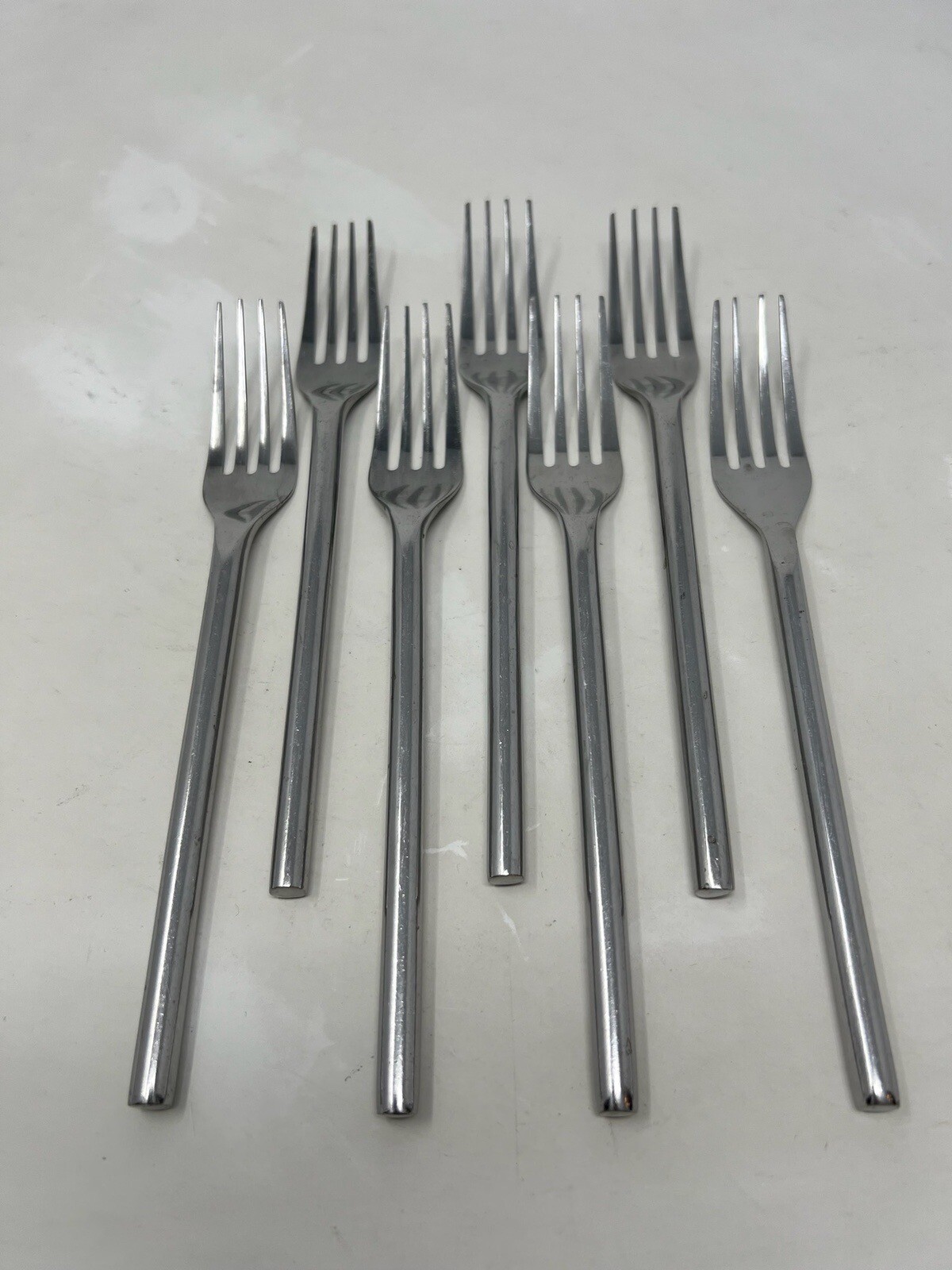 VINERS Modern Round Cylinder Stainless Steel Salad Forks 7 7/8" set of 7