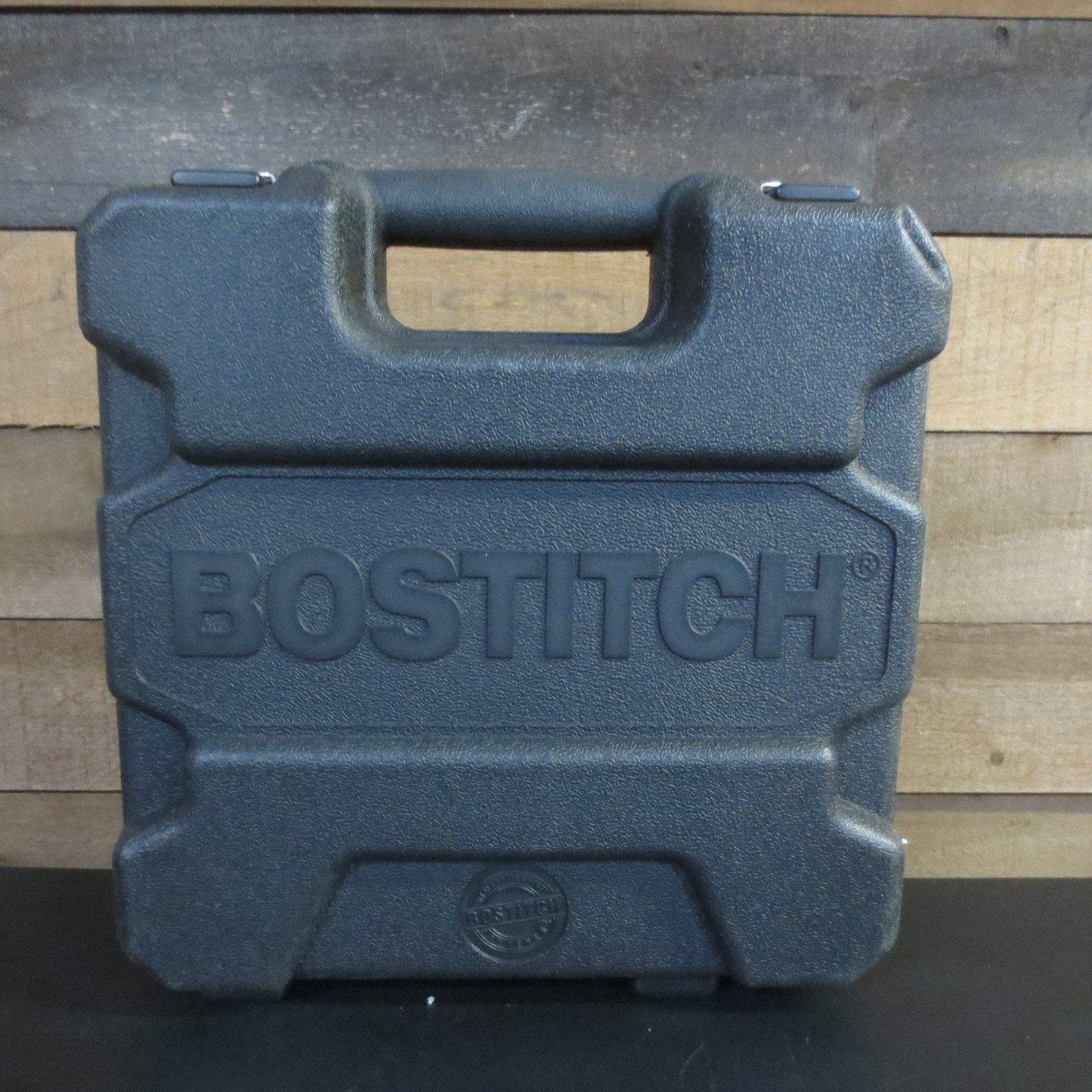 BOSTITCH 18 Gauge Narrow Crown Stapler Kit (SX1838K)