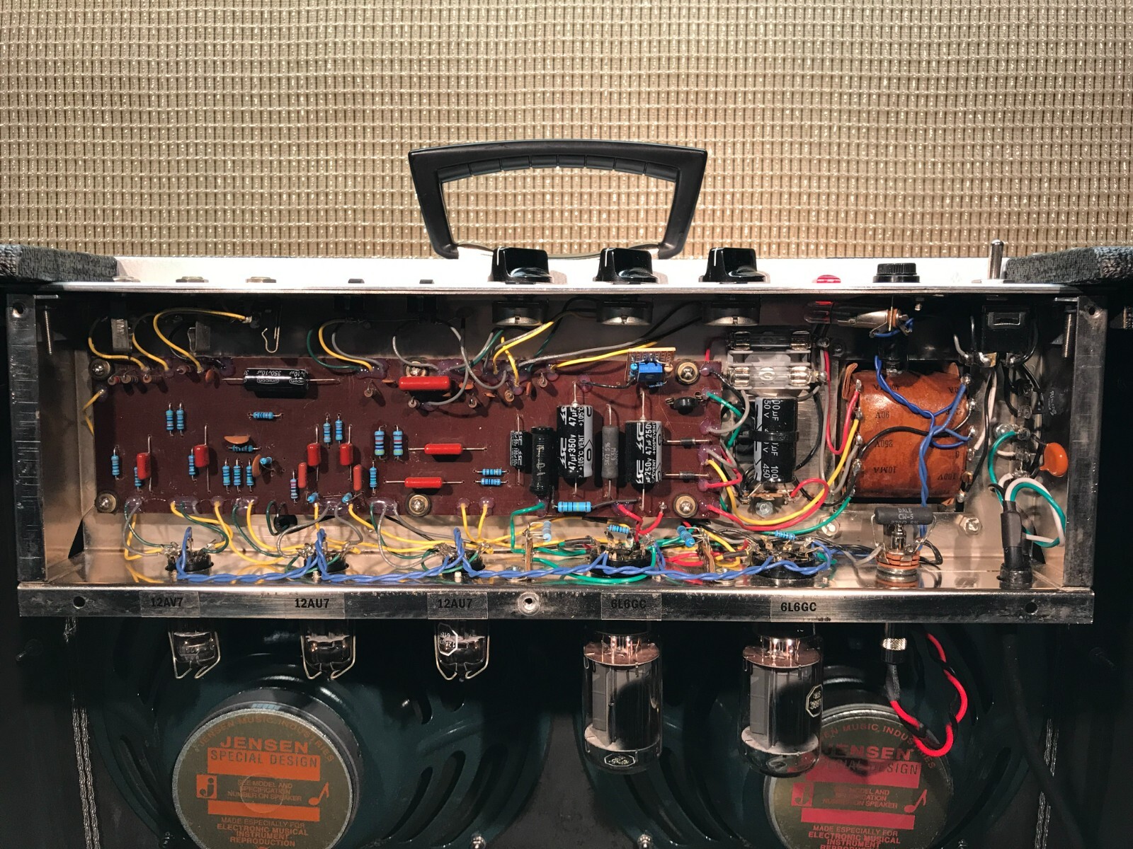 Univox 2x12 Custom Combo Guitar Amplifier (Amp) U-235