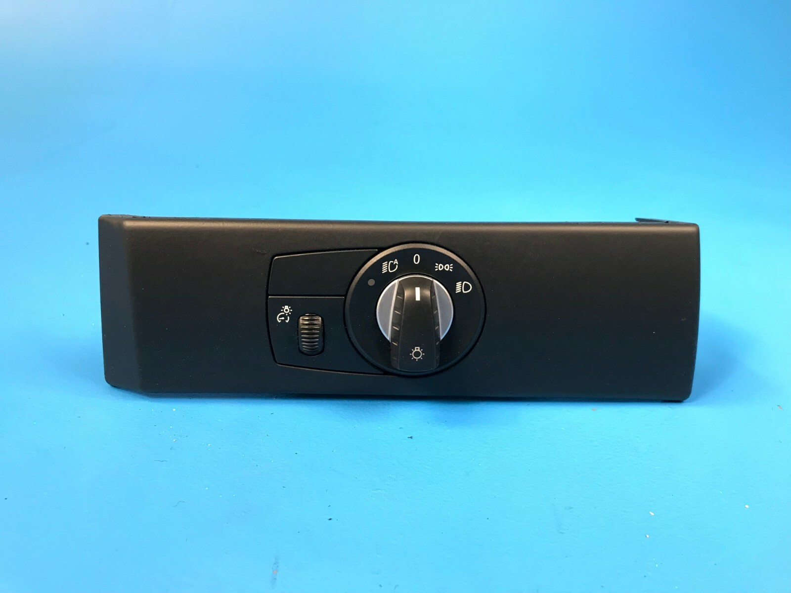 08 09 10 BMW E60 M5 HEADLIGHT FOG LIGHT CONTROL SWITCH PANEL BLACK OEM 6988549