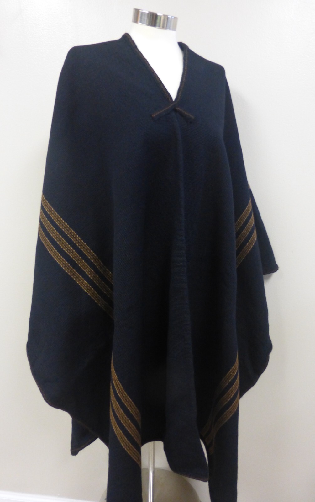 Shaman Black Poncho Cape -  Peruvian Andean Mountain Handwoven Textile