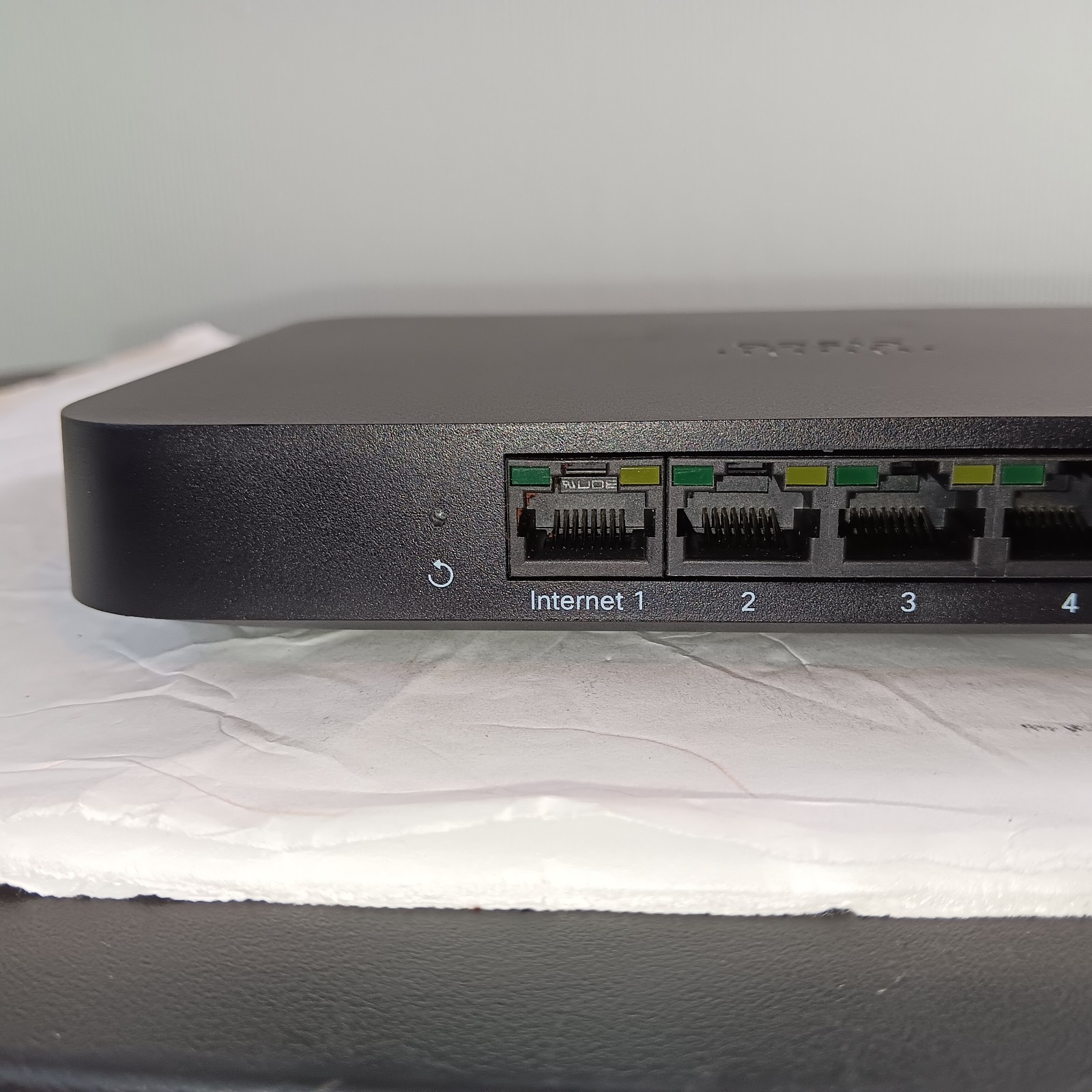 Cisco Meraki Z4 HW Teleworker Gateway (Firewall, VPN Gateway, Router)