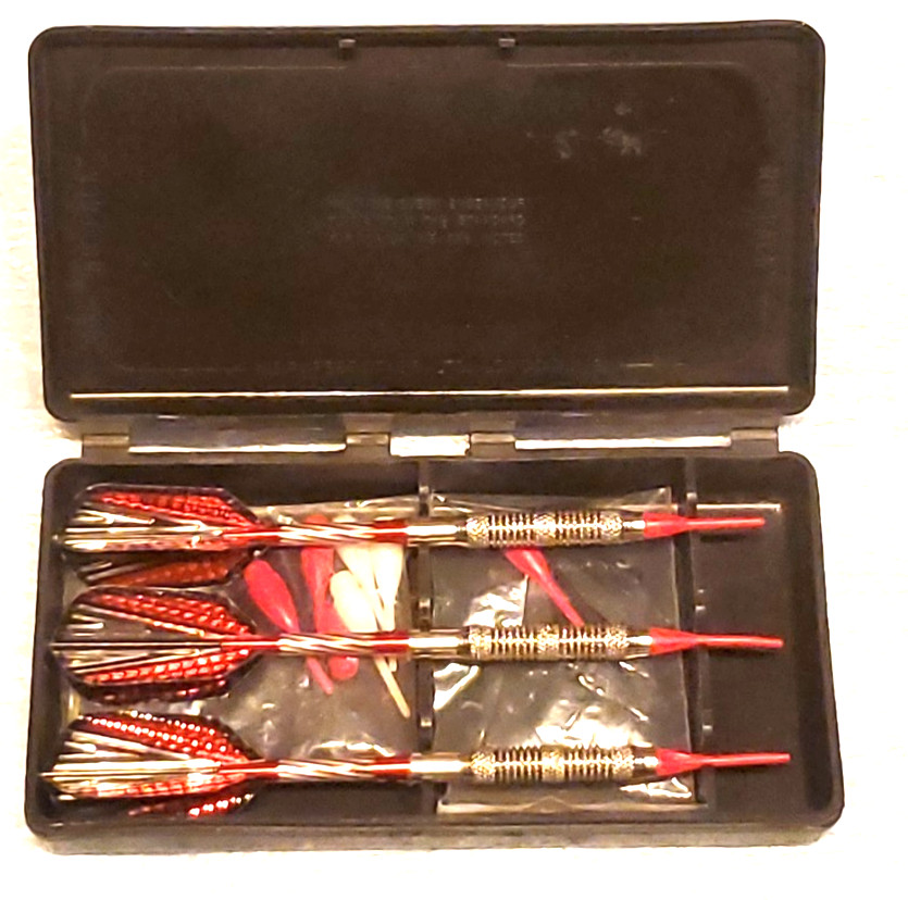 Vintage Darts Set (3) – H.B. Farebrother London N19  NU-PACK With Extra Points