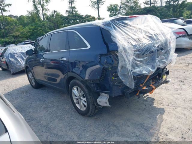 SORENTO 2019 Glove Box 4711472