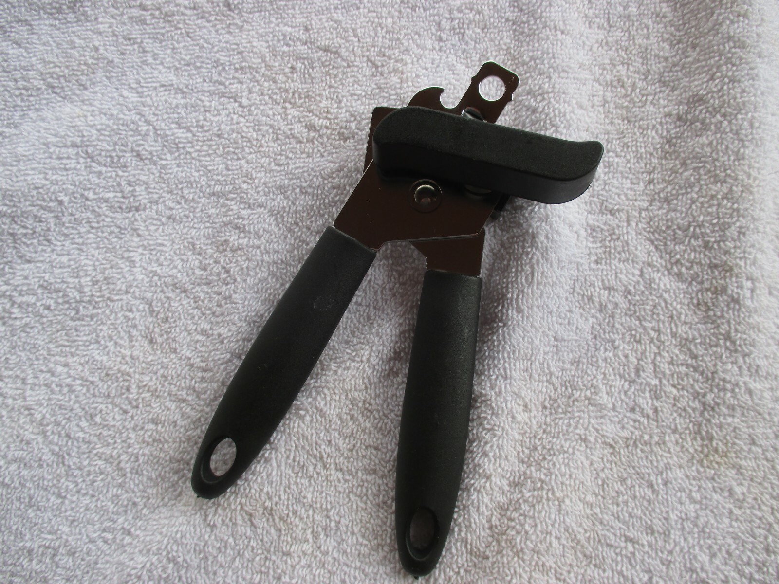 HEAVY DUTY BLACK PLASTIC GRIP CAN OPENER NEW