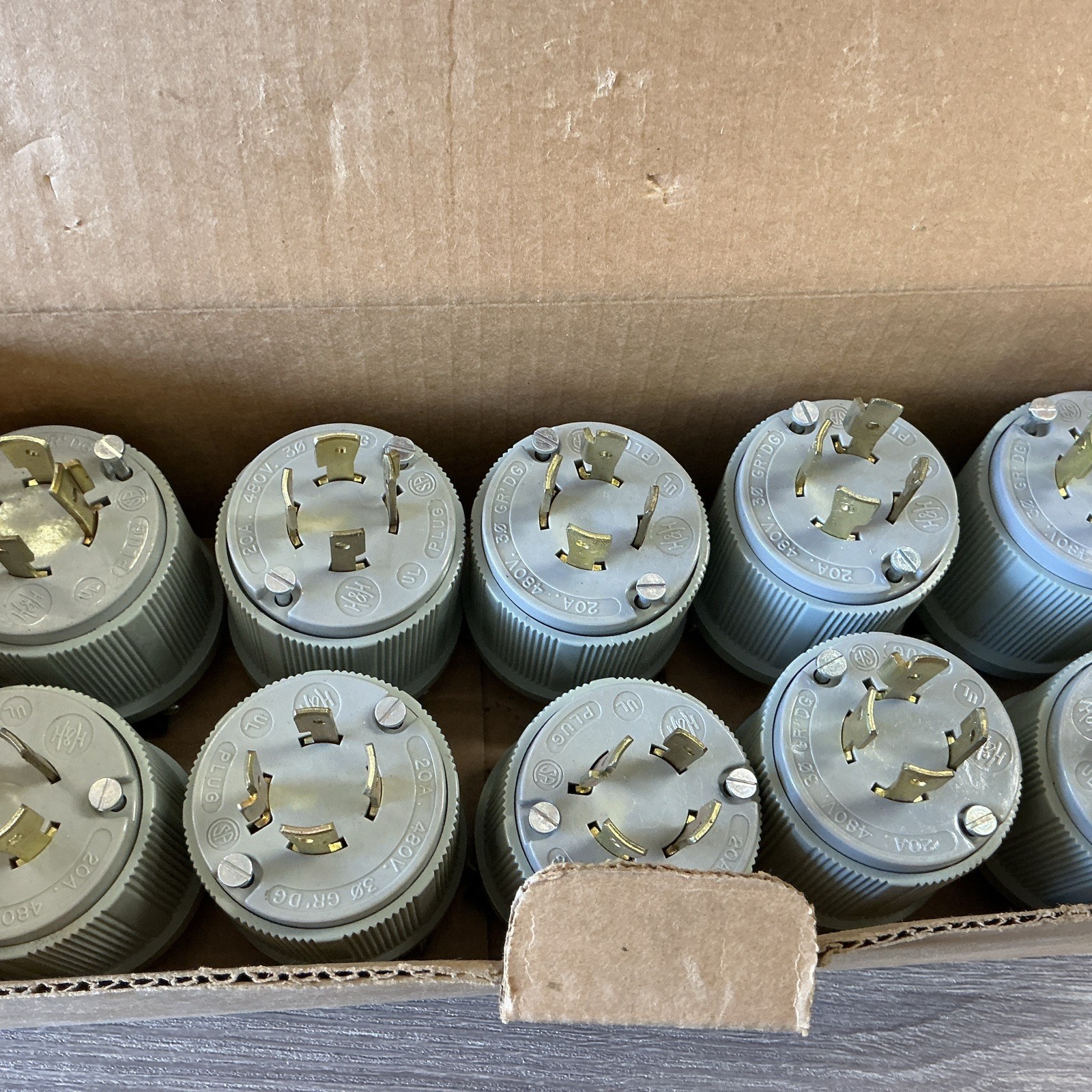 Arrow Hart Division Dead Front Wiring Plug 6432