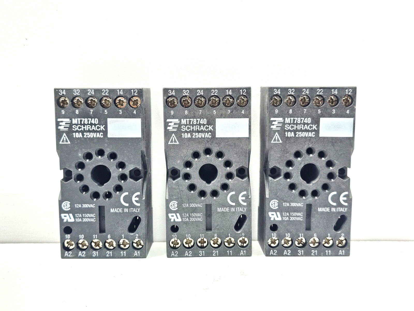 MT78740 SCHRACK RELAY SOCKET 11 PINS, 10 A, 250 VAC LOT OF 3