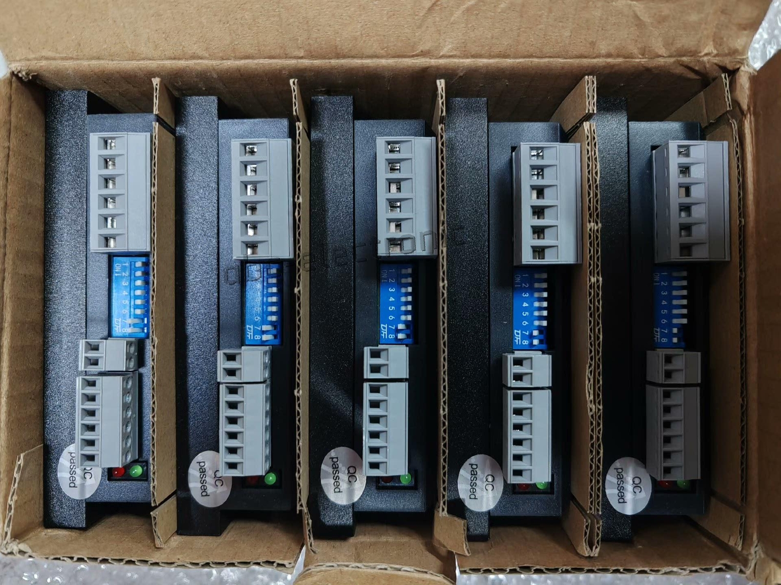 1PCS drive DM556J