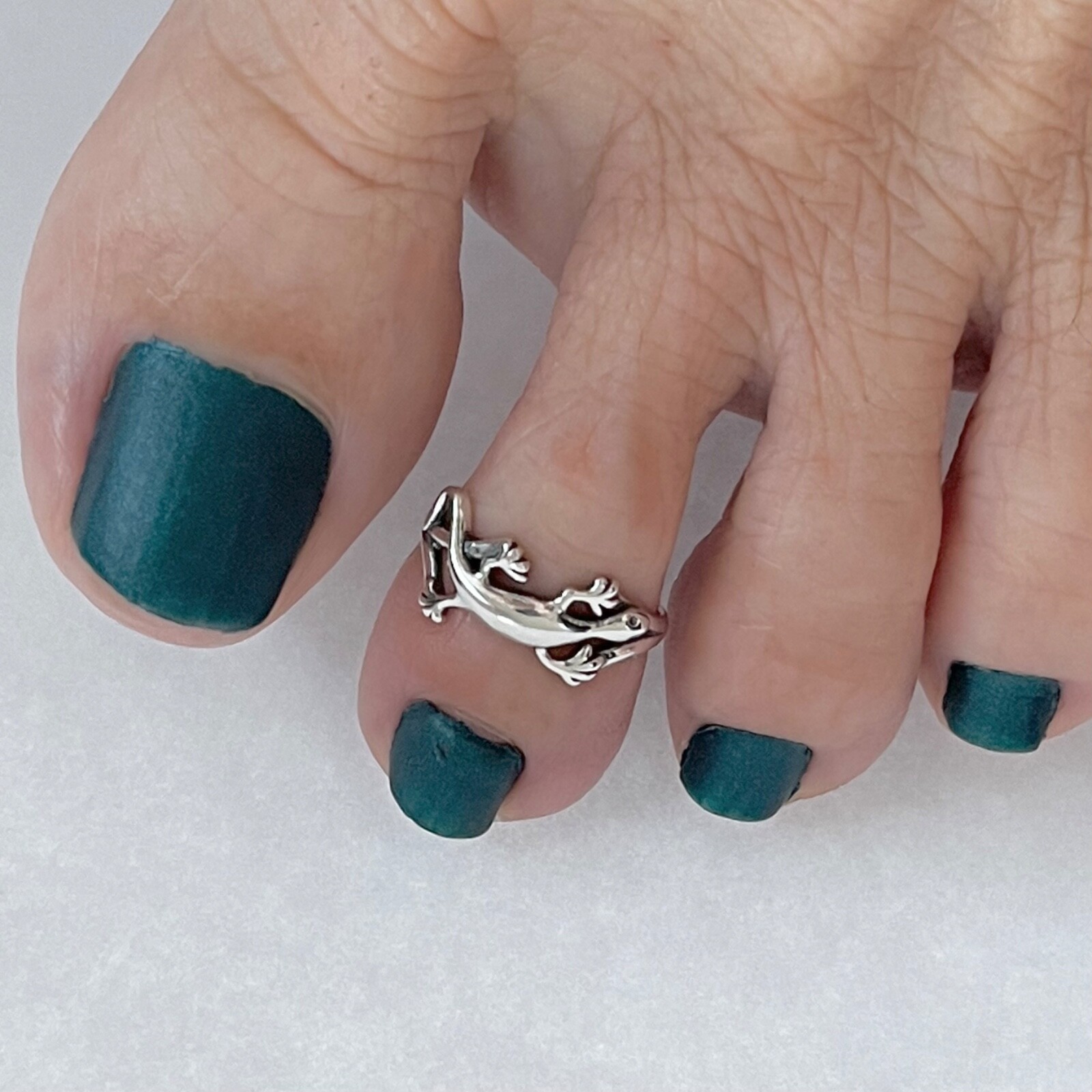 Sterling Silver Lizard Toe Ring, Silver Ring, Midi Ring, Gecko Ring, Animal Ring