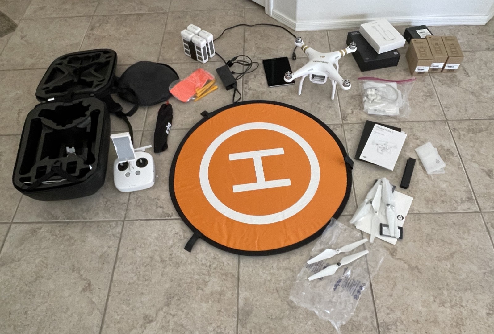 DJI Phantom 3 Professional Drone - White (CP.PT.000181)