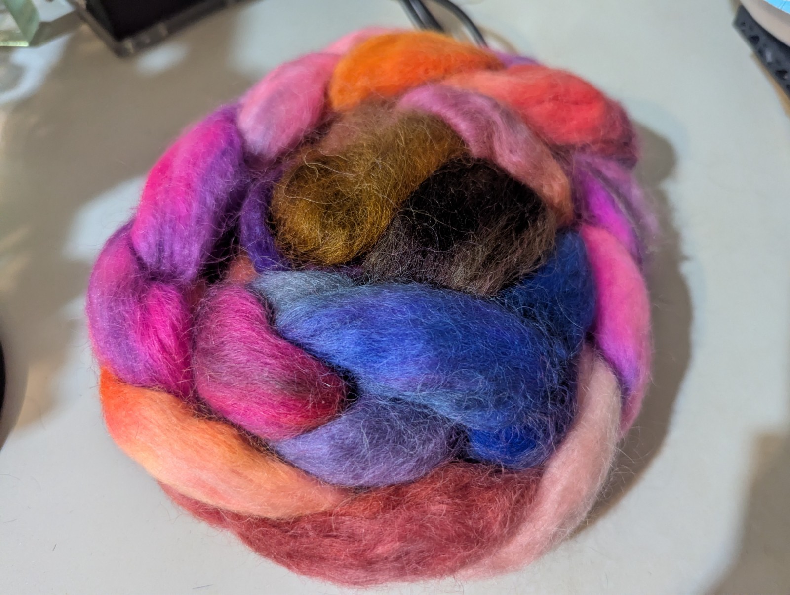 4 oz amazing wensleydale fiber braid spin FREE USA SHIP