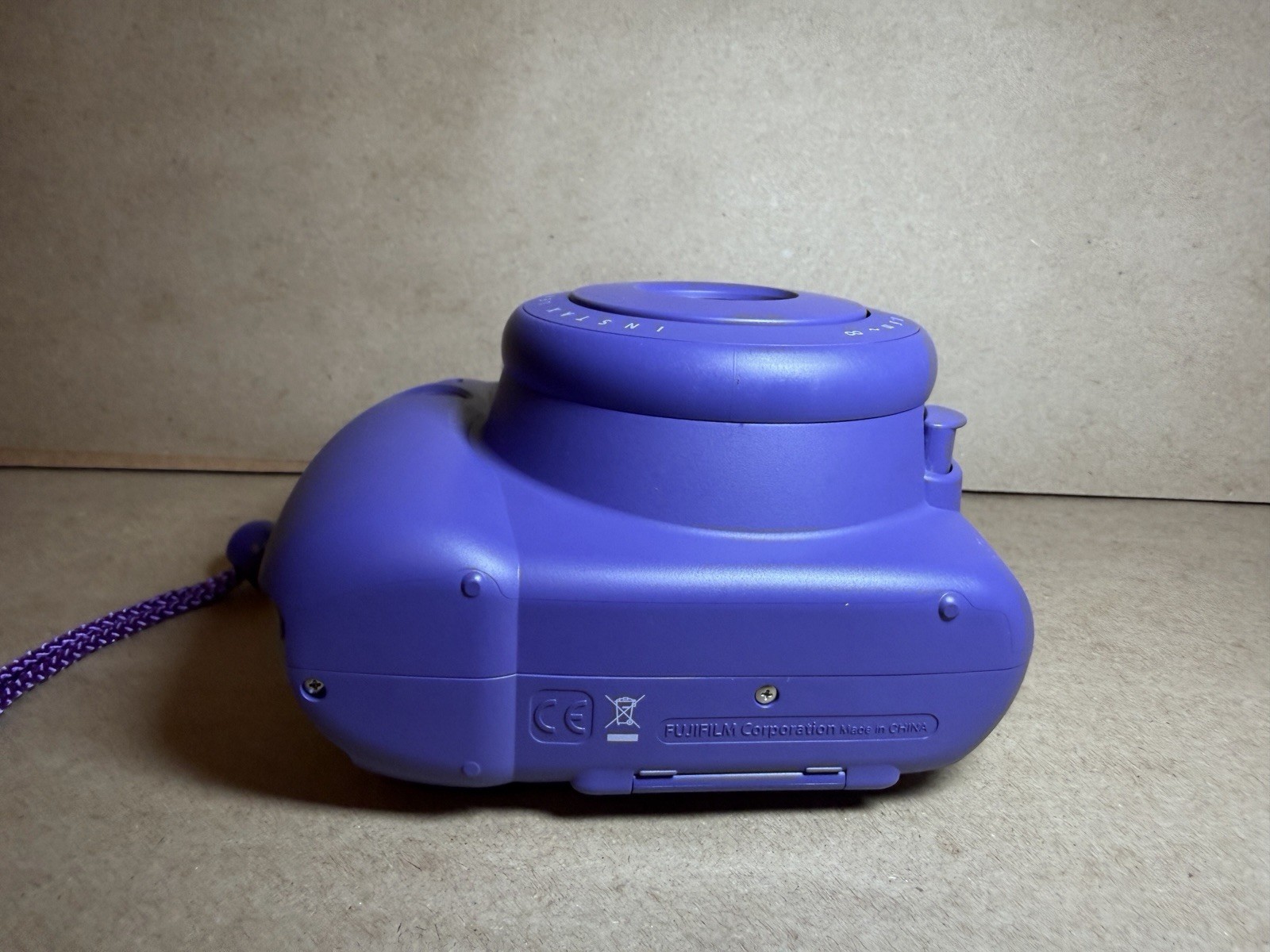 Fujifilm Instax Mini 8 Instant Camera | *Missing Battery Cover*