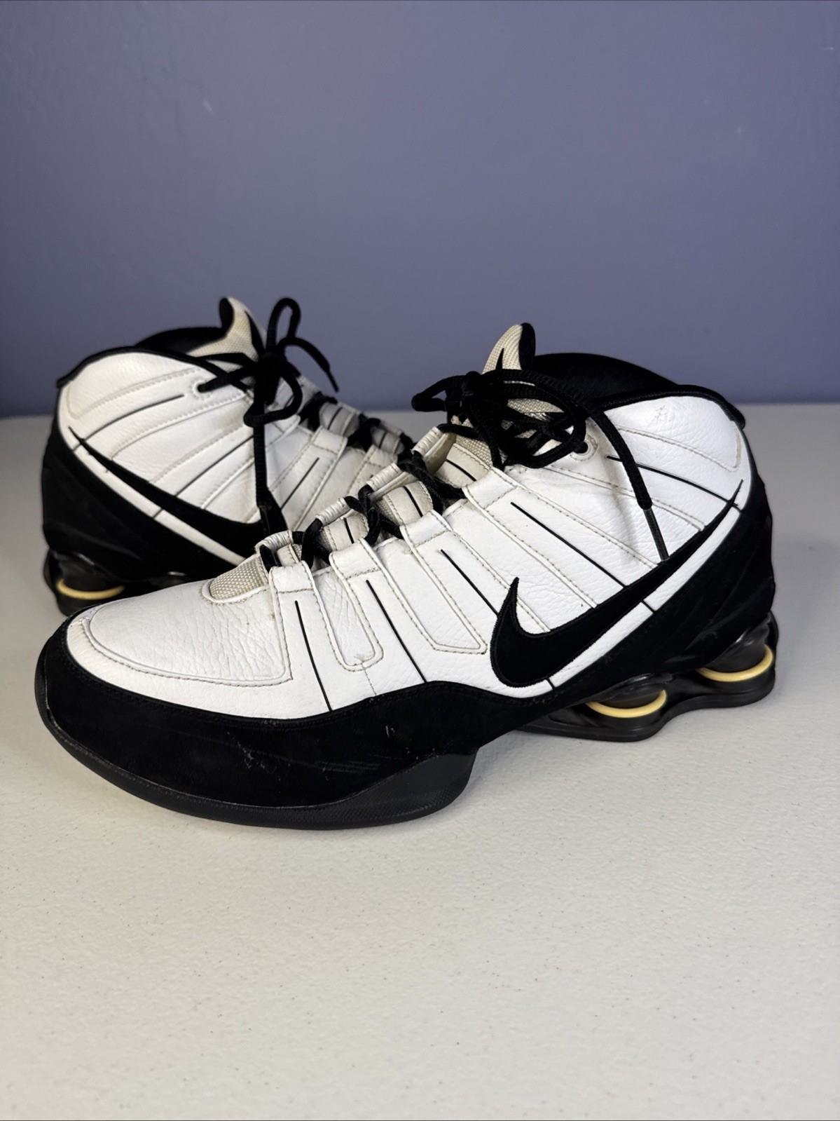 Nike Shox Gamer Vintage Basketball Shoes Sz 11.5 Black & White 2008