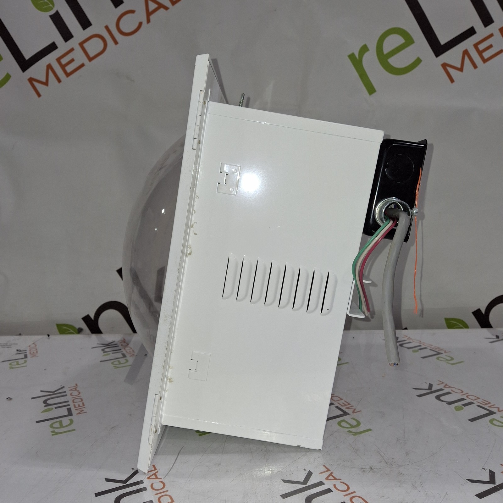 Skytron Mini Argos Surgical Light