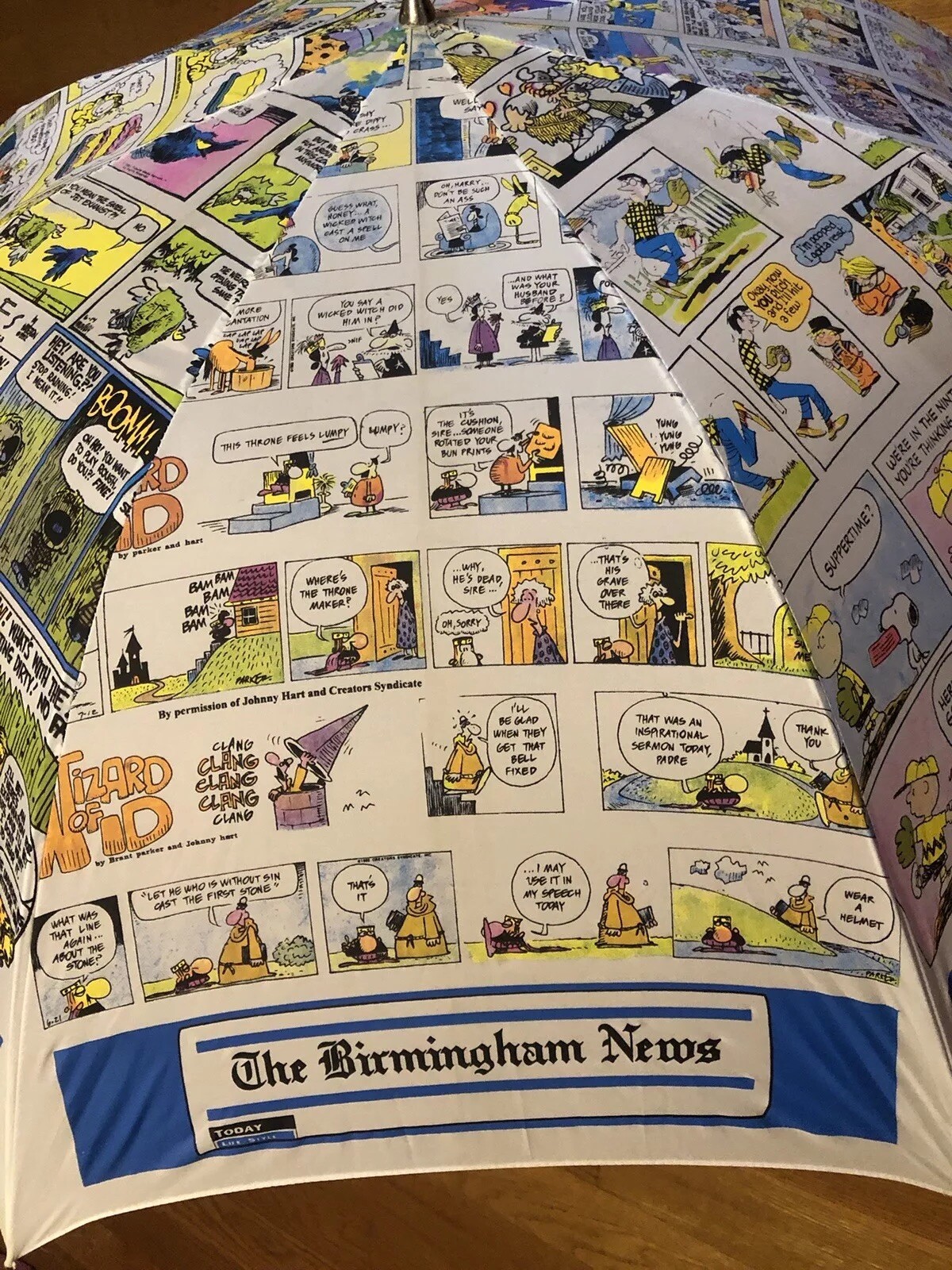 Vintage Comic Strip Umbrella Birmingham News/Post Herald Retro 90s