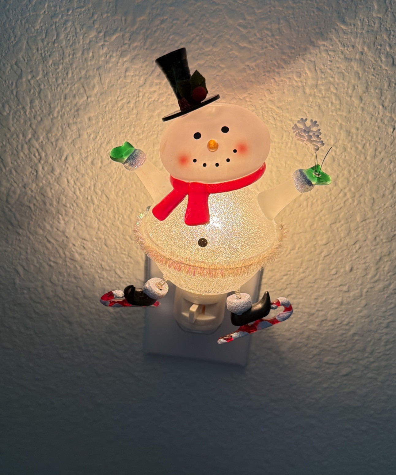 Snowman Bobble Night Light with On Off Switch Plug In