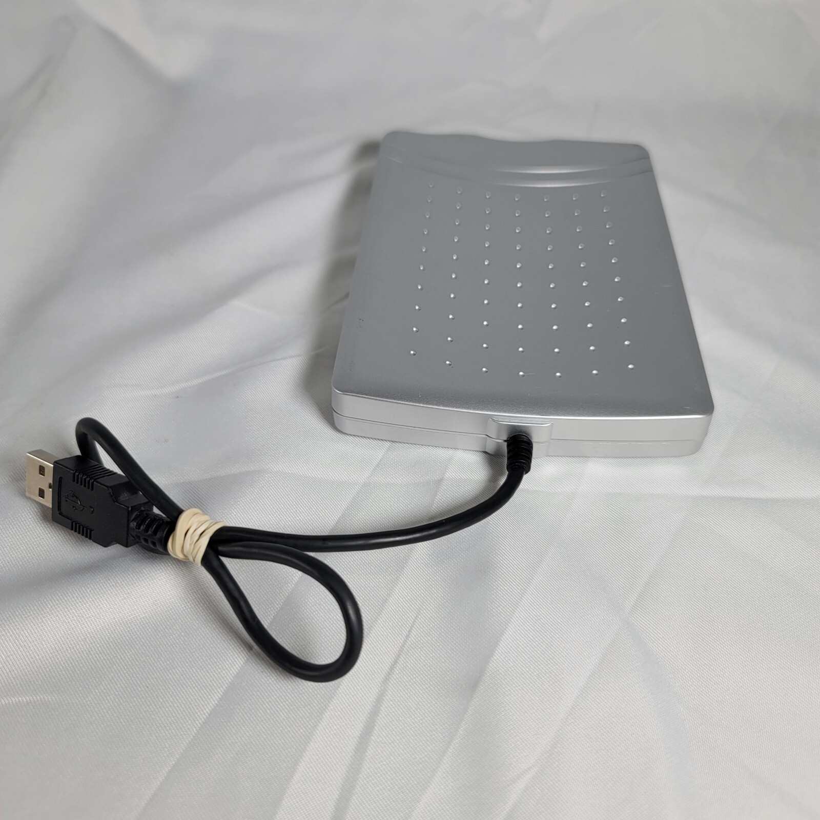 Dynex Slim USB External Floppy Disk Drive DX-EF101 3.5" Diskette Drive- Untested