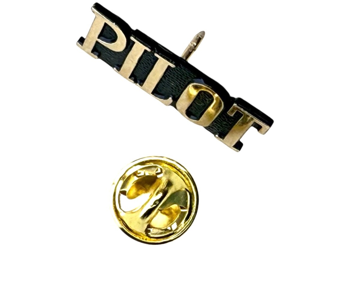 Pilot Gold Tone Script Hat or Lapel Pin H15835 F4D22F