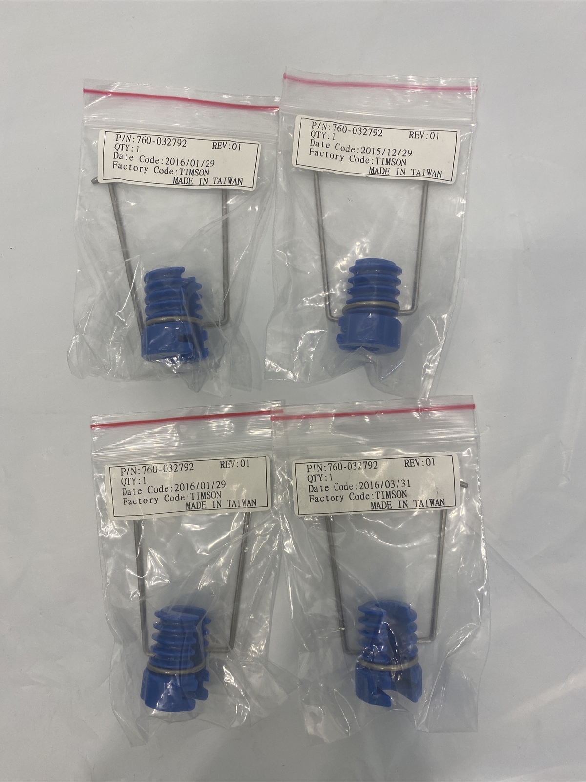 Lot Of 4  Juniper Networks Power Cord Retention Clip 760-032792 Rev:01