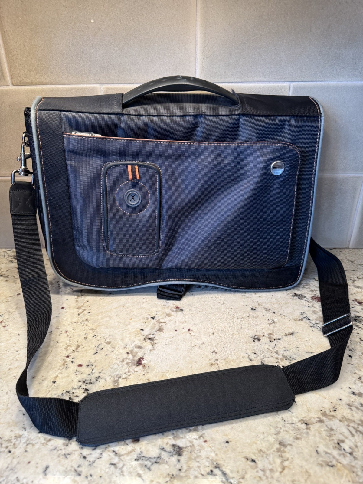 Targus Padded Laptop Bag Case - Pre-Owned Excellent Condition