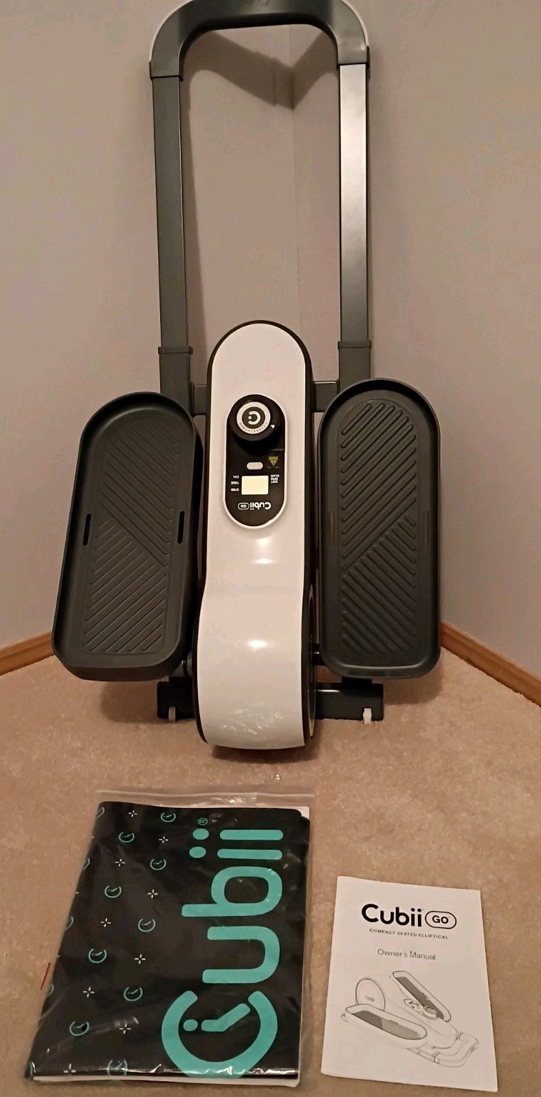 Cubii Go Seated Elliptical w/ Wheels, Handle & Mat, Color White Mint! Unused!