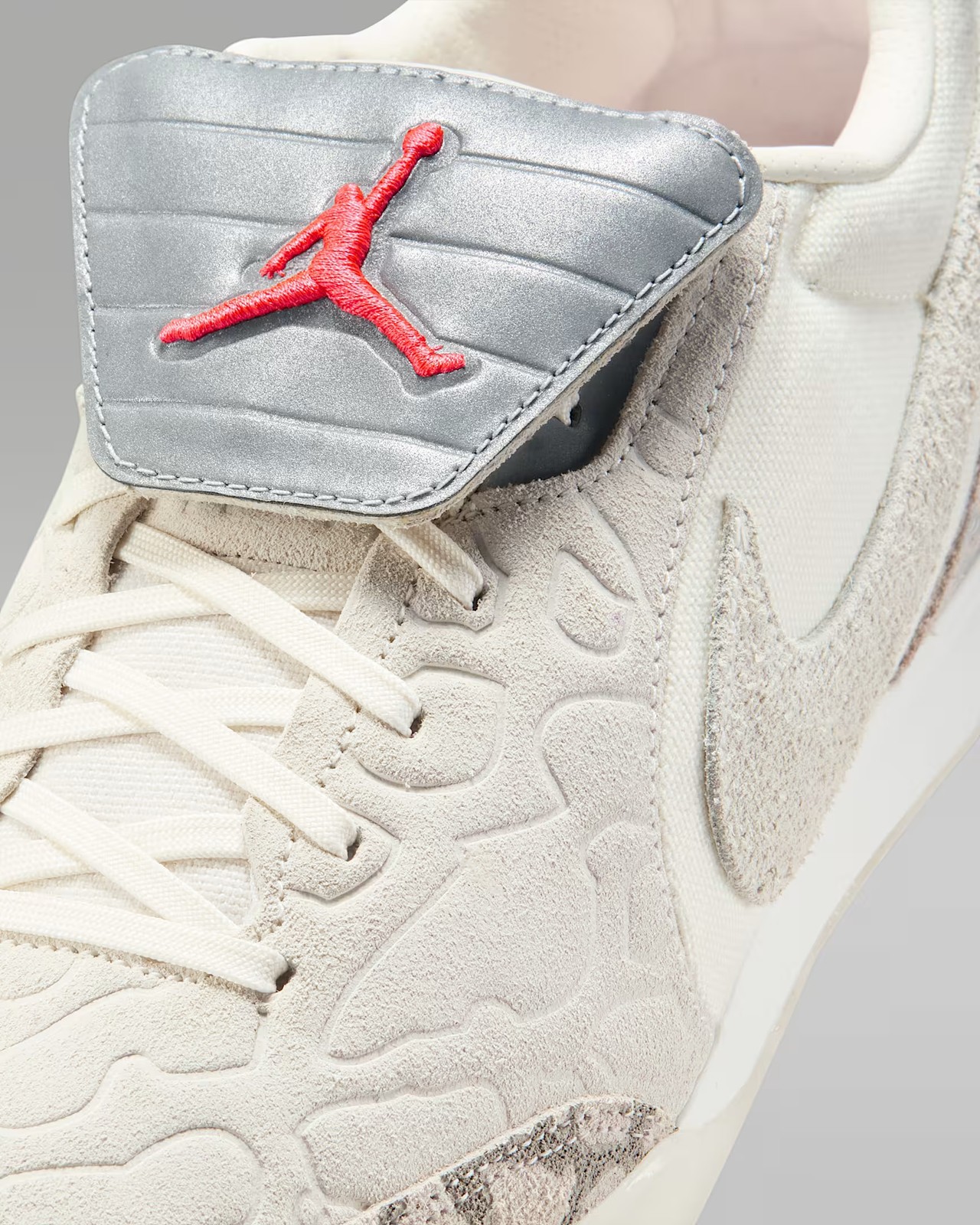 Nike Air Jordan Tiempo Streetgato SE Phantom Sail Soccer II7579-016 Mens