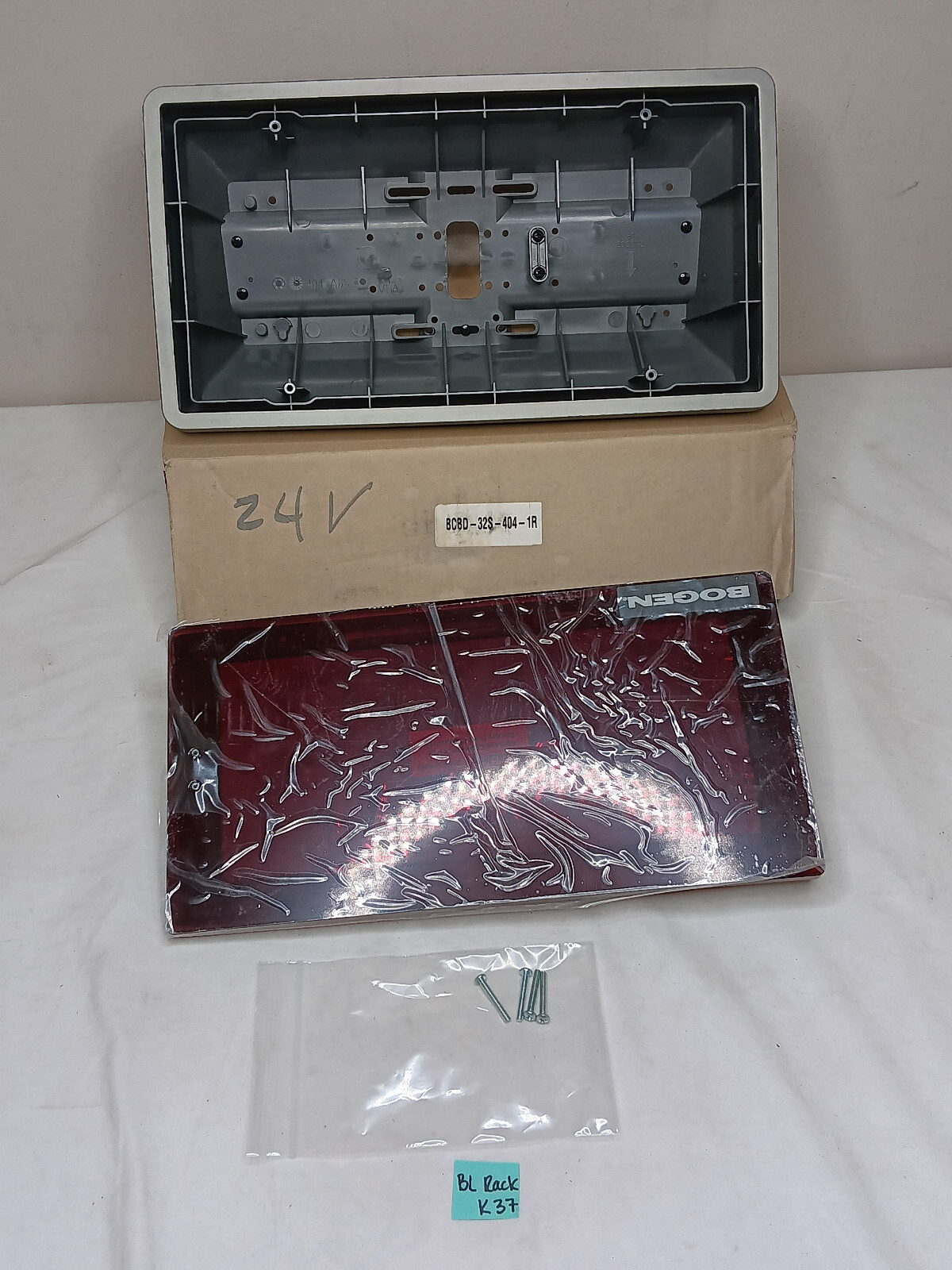 Bogen BCBD-33f-404-4R Clock *Wrong Box*