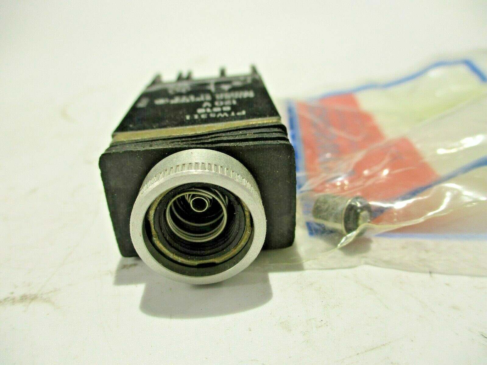 NEW HONEYWELL MICRO PTW5311 INDICATOR PUSH TO TEST LIGHT 120V LESS CAP